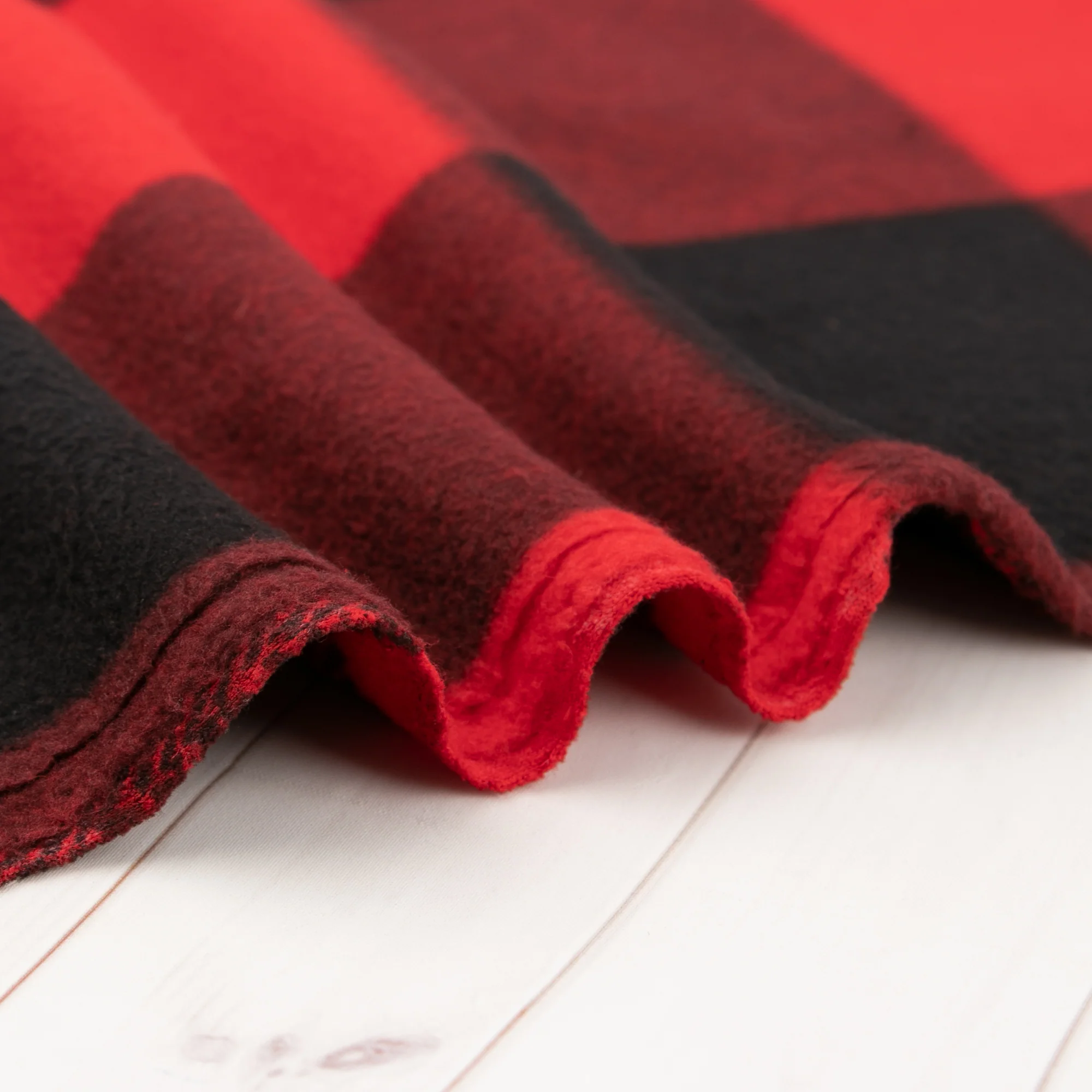 Anti-Pill Fleece Print - OUTBACK - Buffalo plaid - Red - Image 4