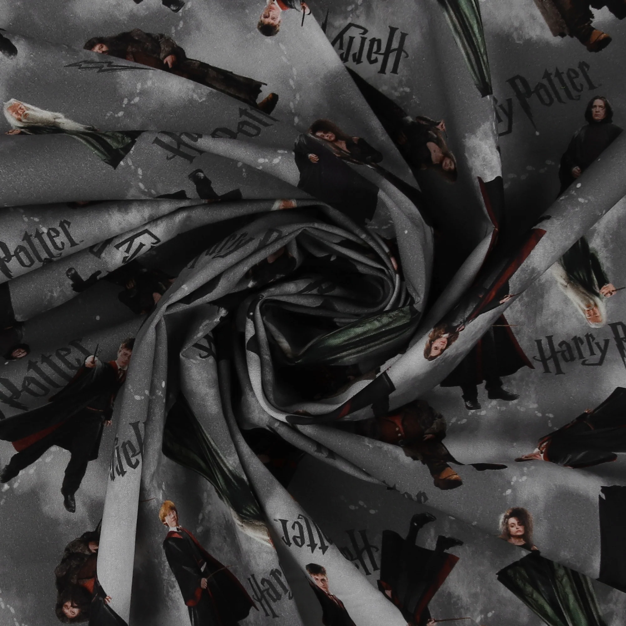 Bernatex Fabrics - Printed Cotton - SUZI Q ESSENTIALS - Harry Potter - 001 - Grey - Image 2