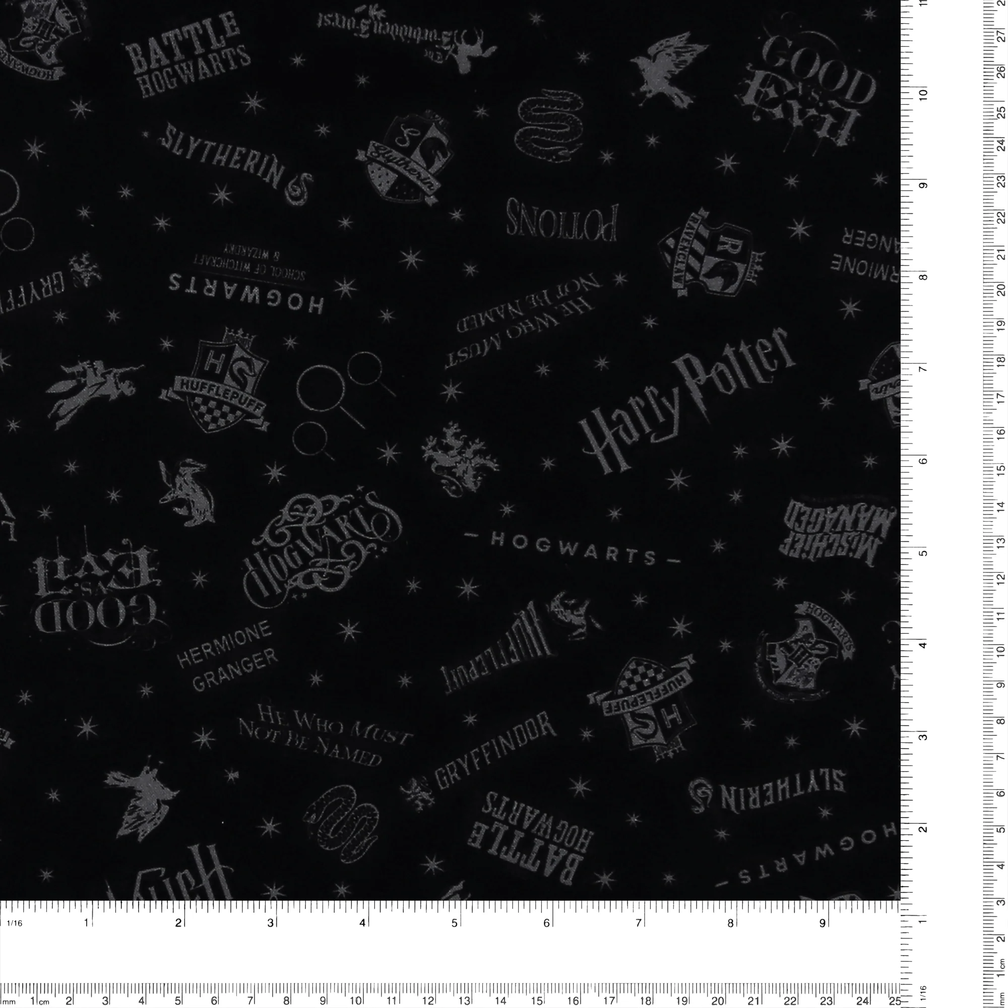 Bernatex Fabrics - Printed Cotton - SUZI Q ESSENTIALS - Harry Potter - 007 - Black - Image 3