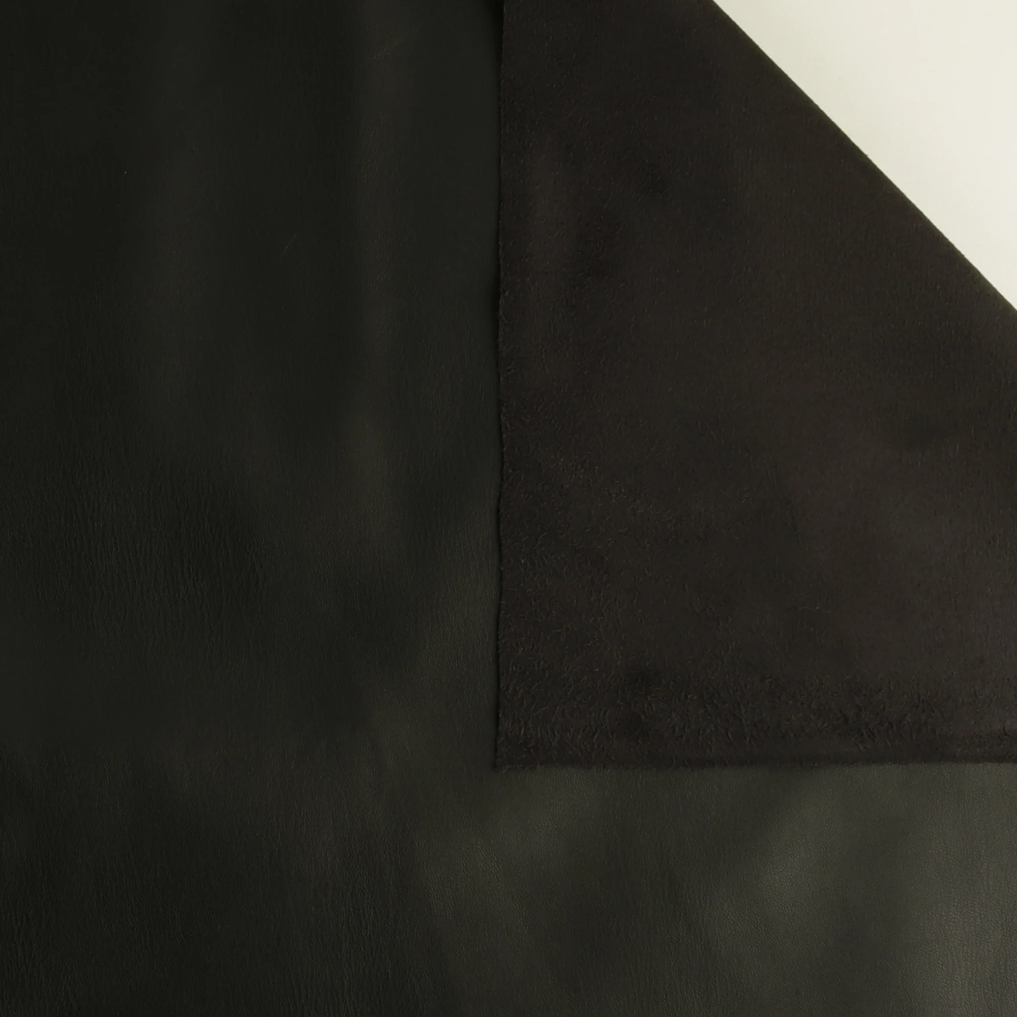 Buttersoft Leather look - 002 - Black - Image 4