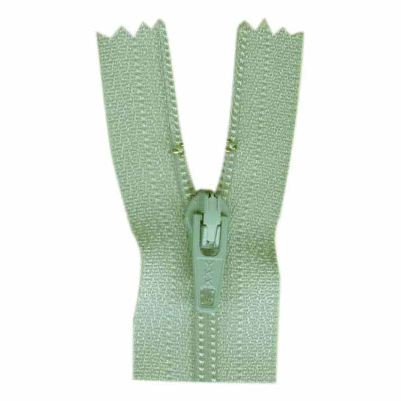 COSTUMAKERS General Purpose Closed End Zipper 20cm (8″) - Robin's Egg Blue - 1700