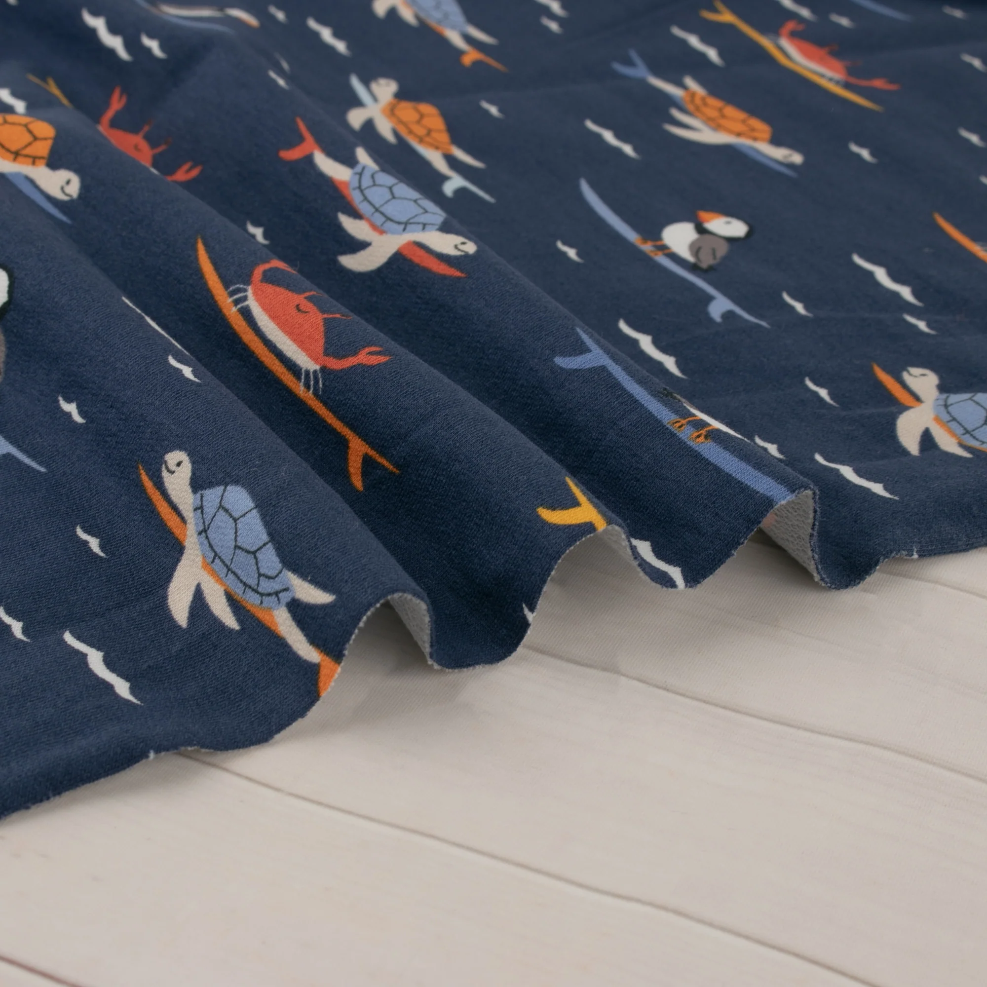 EUROPEAN - Cotton French Terry Print - Turtles - Navy - Image 4