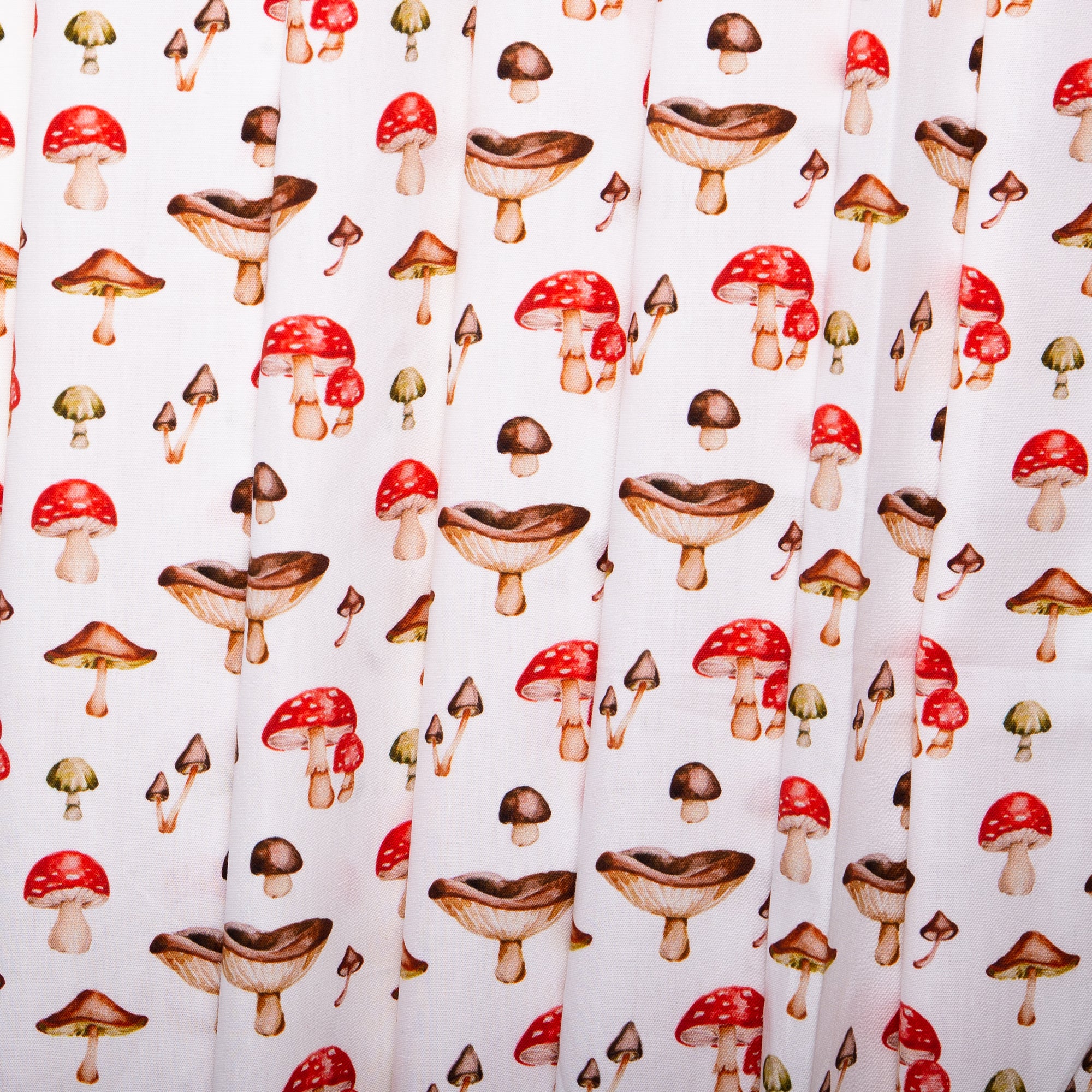 EUROPEAN Digital printed poplin - Mushroom - Red - Image 4