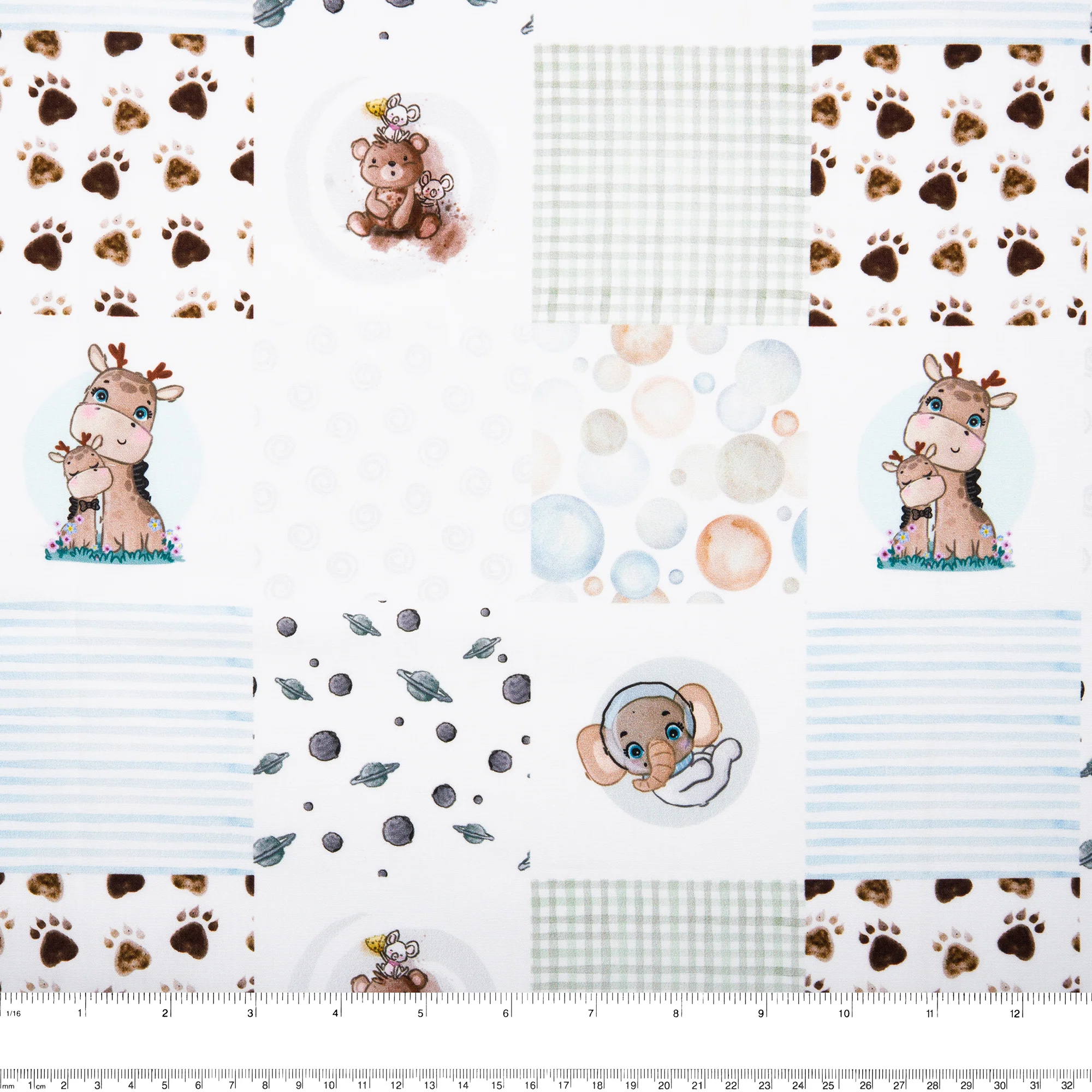EUROPEAN Digital printed poplin - Patchwork giraffe - White - Image 3