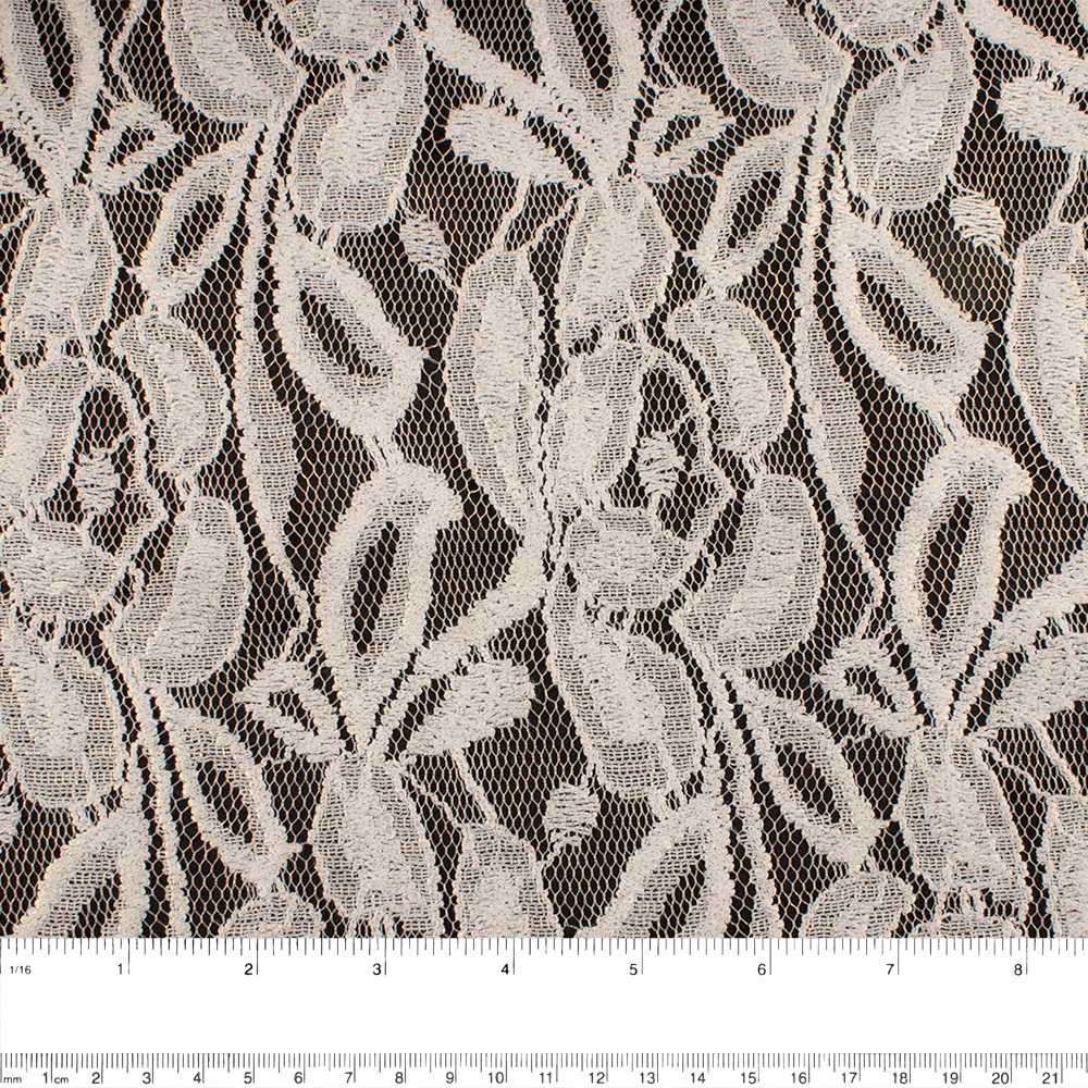 Fancy sample - Daisy - Off white
