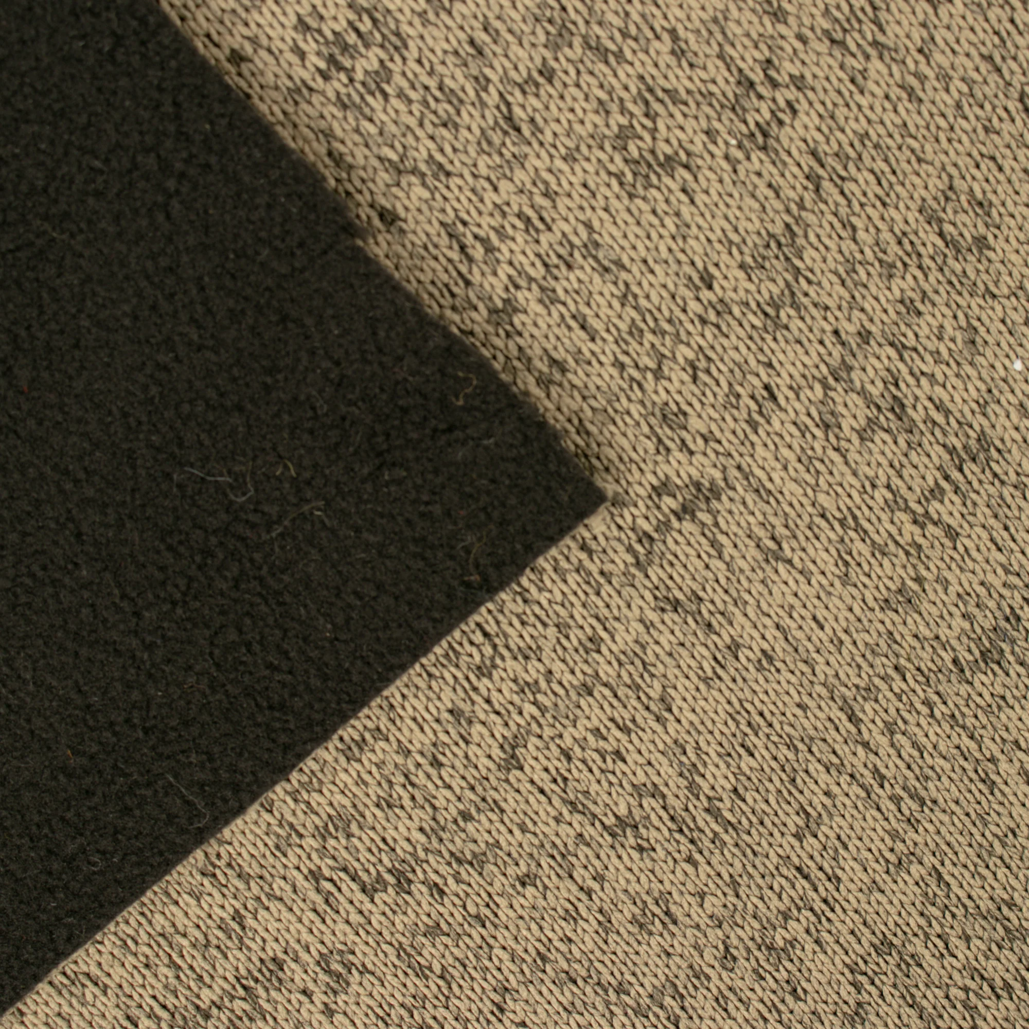 Soft Shell Knit - Beige - Image 4