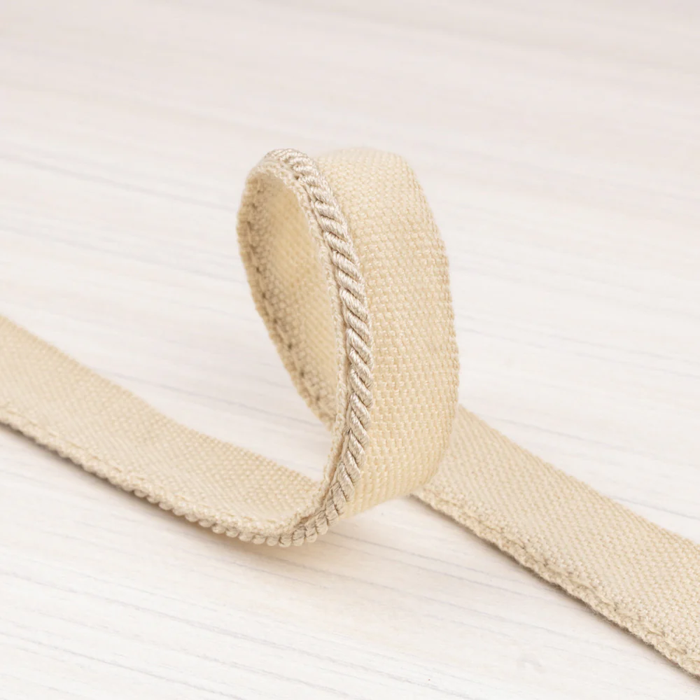 Lip cord ⅛ po (0.30 cm) Cream