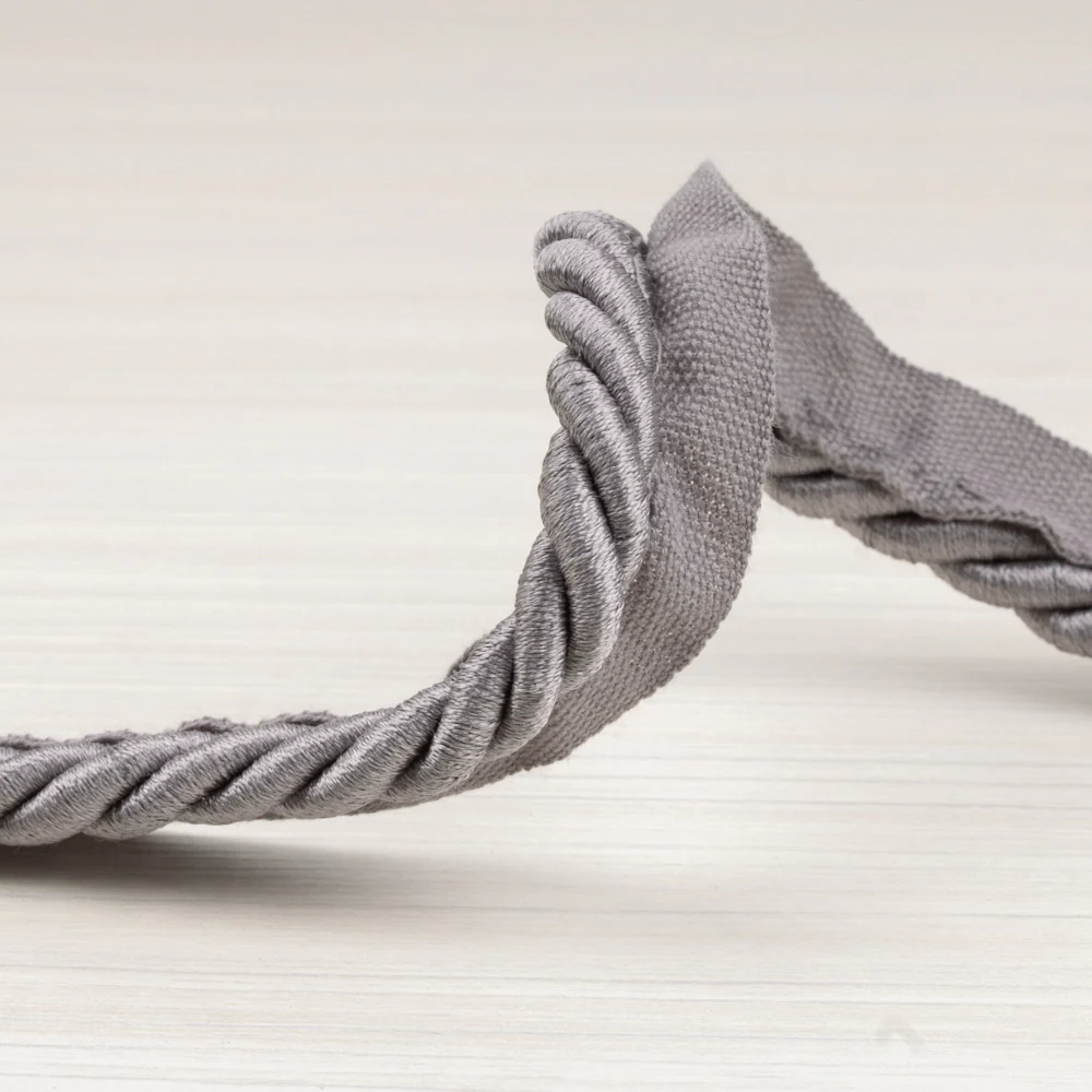 Lip cord 3/8 po (1 cm) Grey