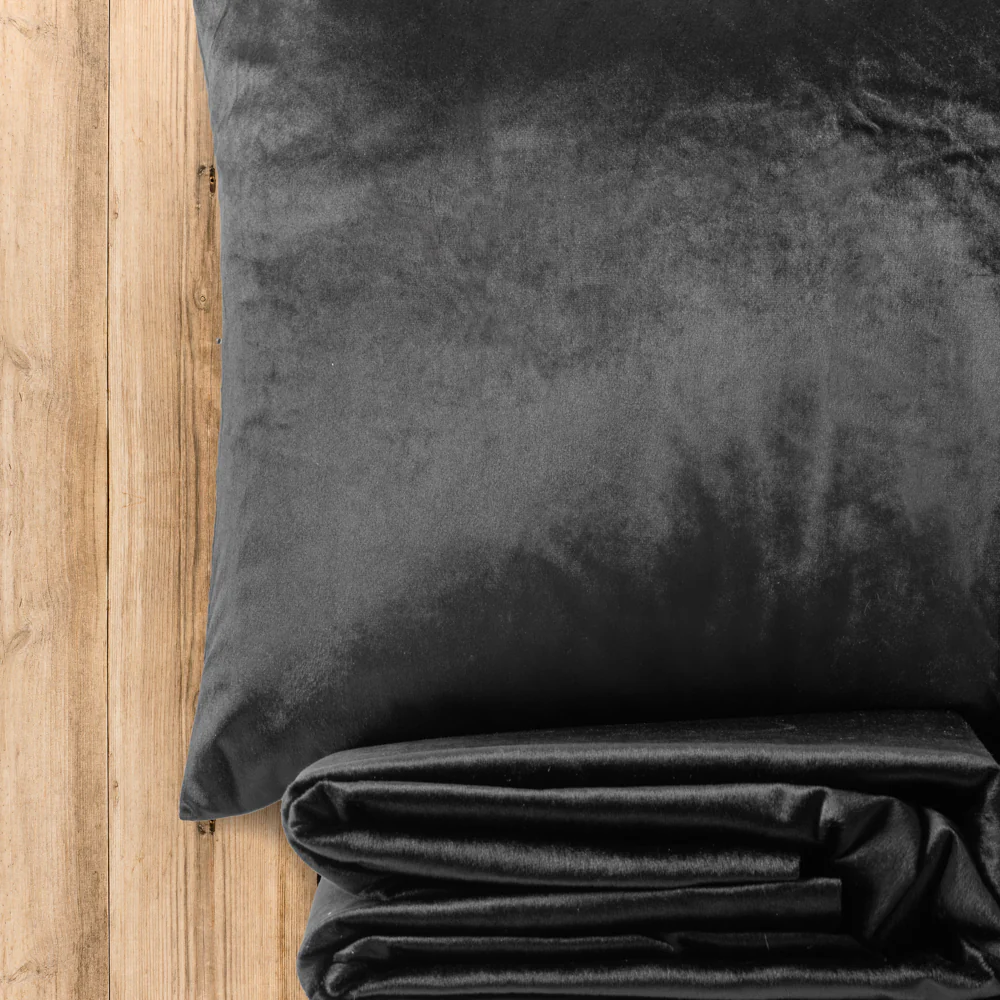 Luxe Velvet - 3 pc Duvet cover - Black - Image 2