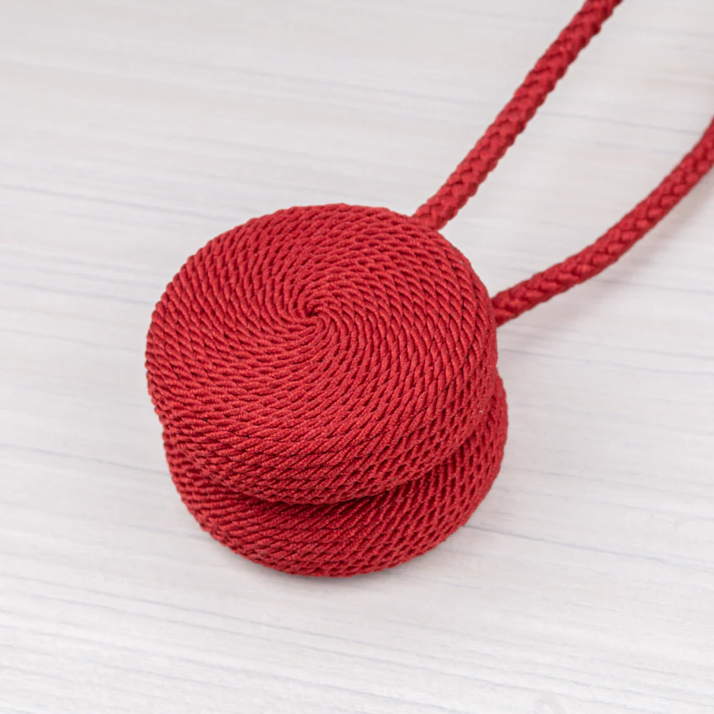 Magnetic Tie back 13 po (35 cm) Red - Image 2