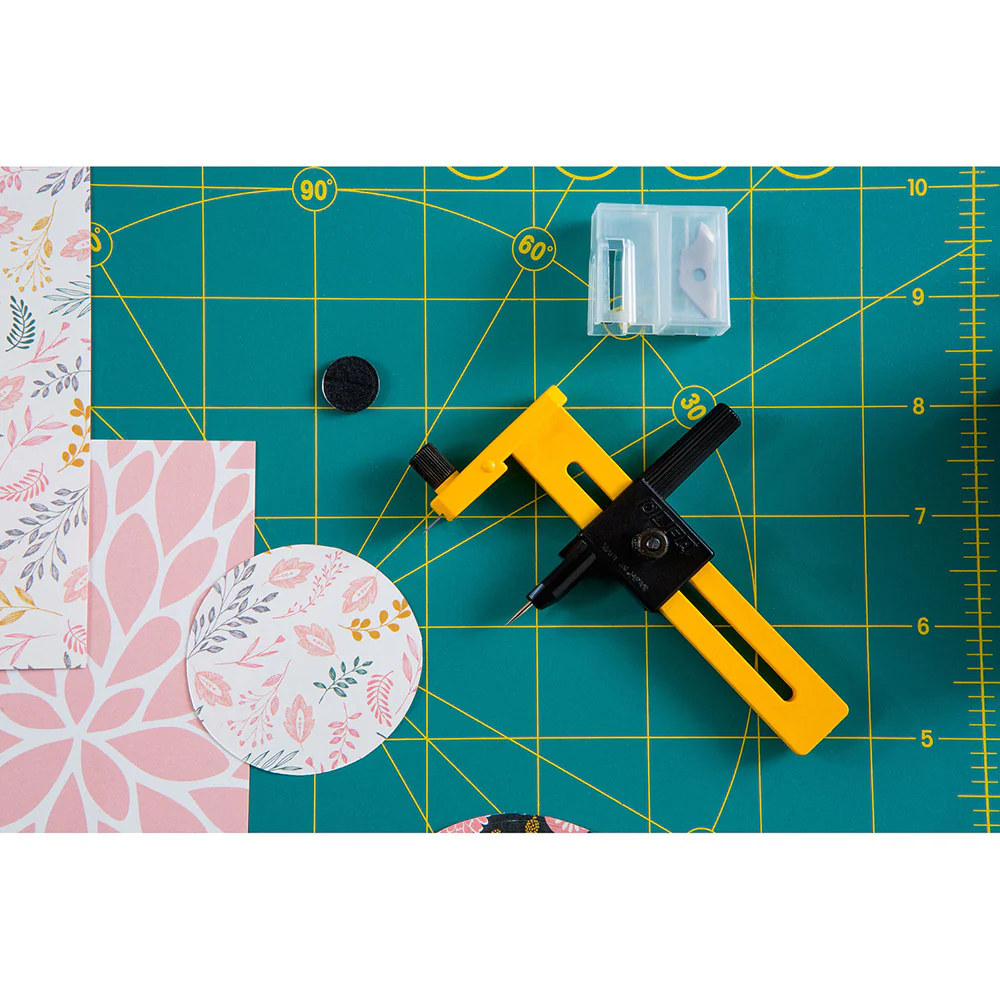 OLFA CMP-1 - Compass Circle Cutter - Image 2