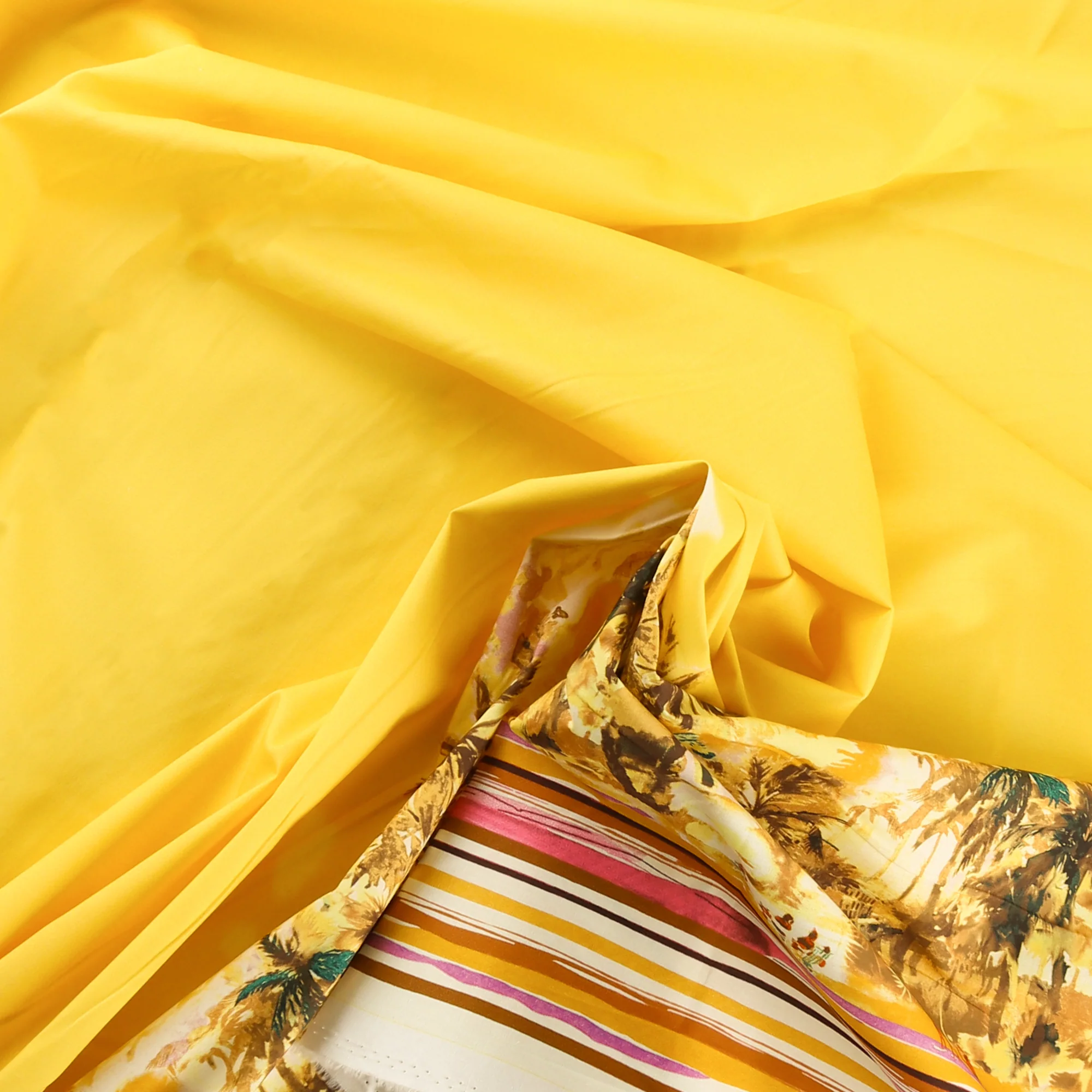 Printed Stretch Poplin - CHIT CHAT - 019 - Yellow - Image 2
