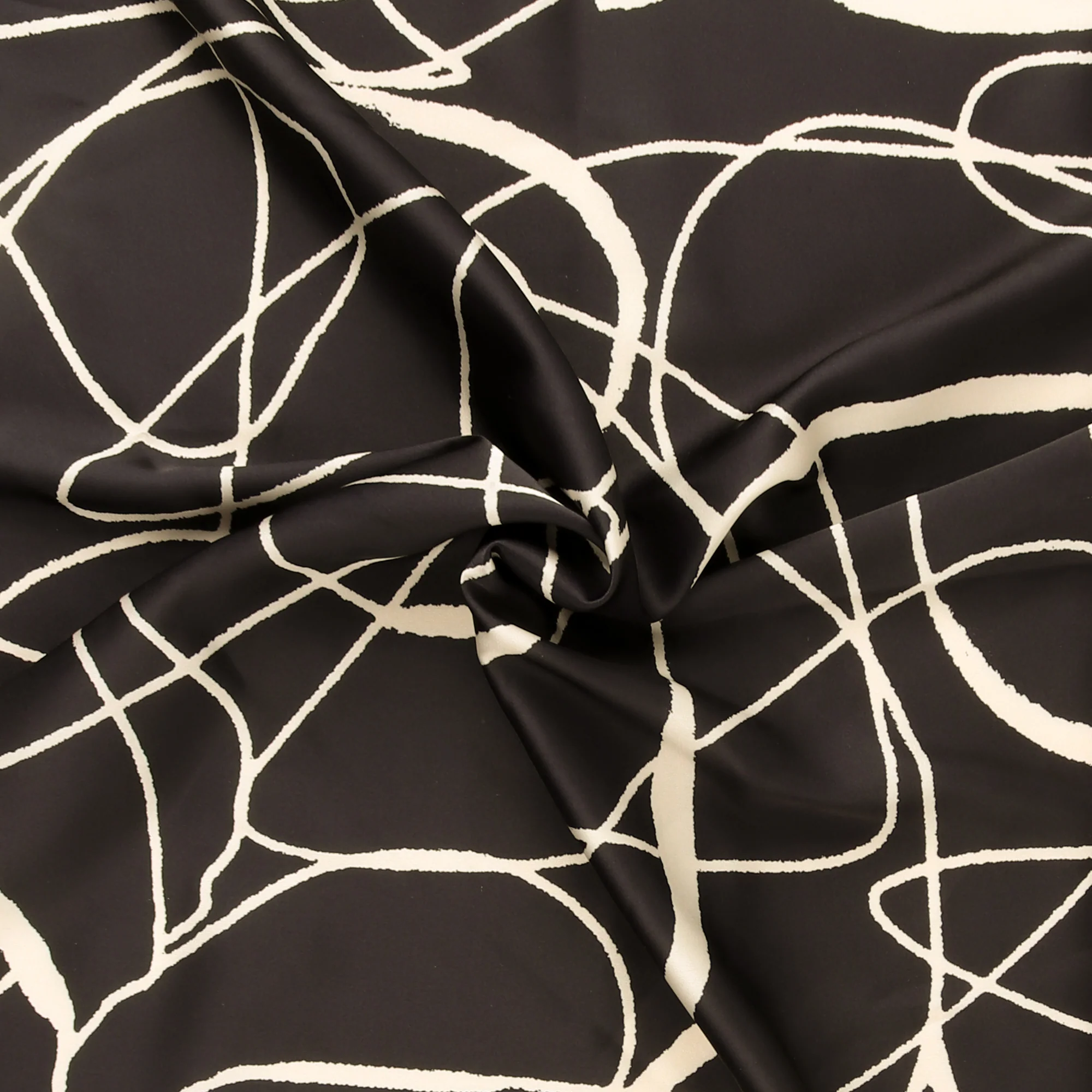 Satin Print - CLARISSA - 003 - Black - Image 2