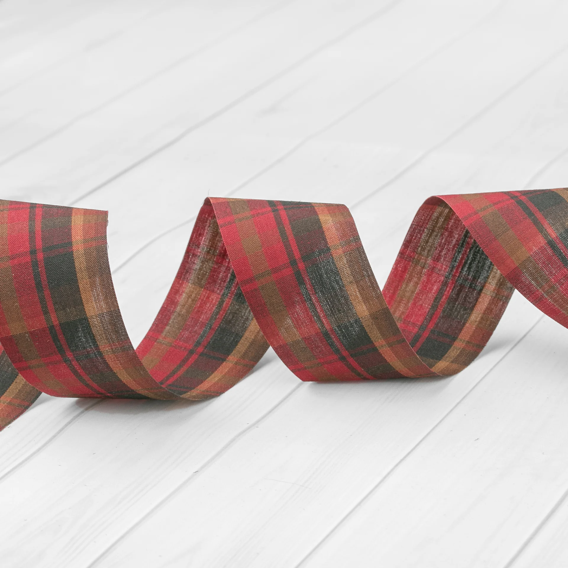 Tartan Stiffen Ribbon 1 3/8" - Maple Leaf