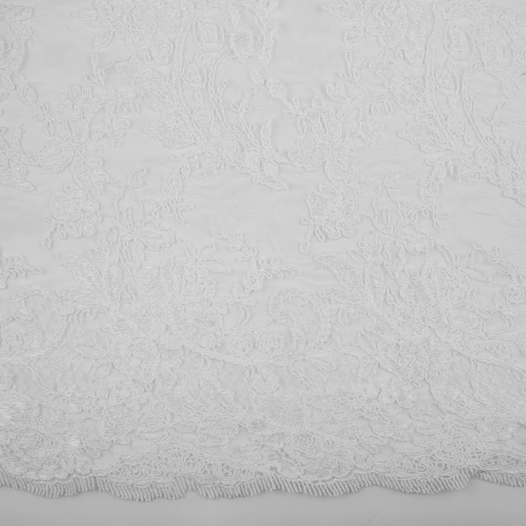 TELIO TRILLIUM Lace - White