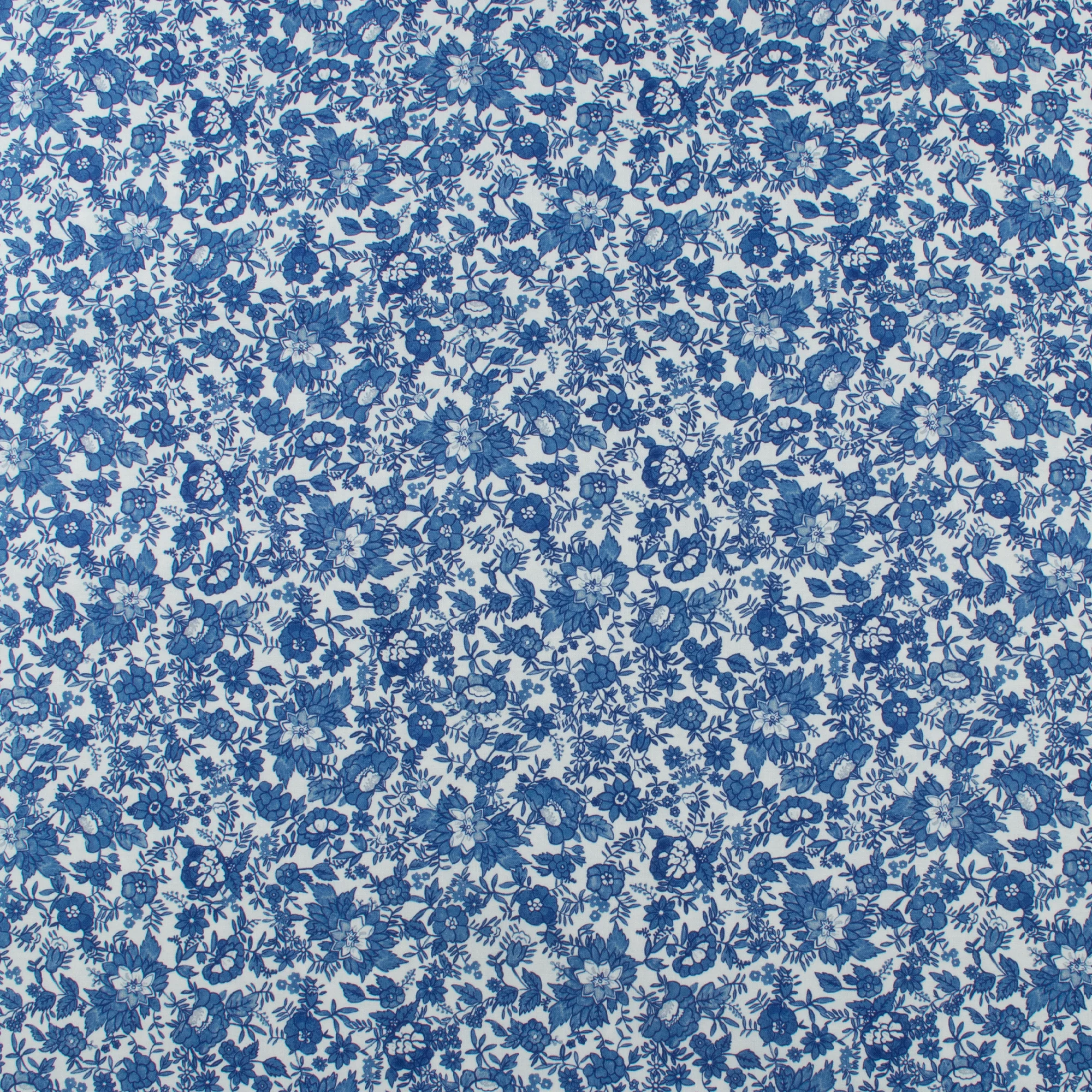 Windham Fabrics - Printed Cotton - CHINA BLUE - 004 - White